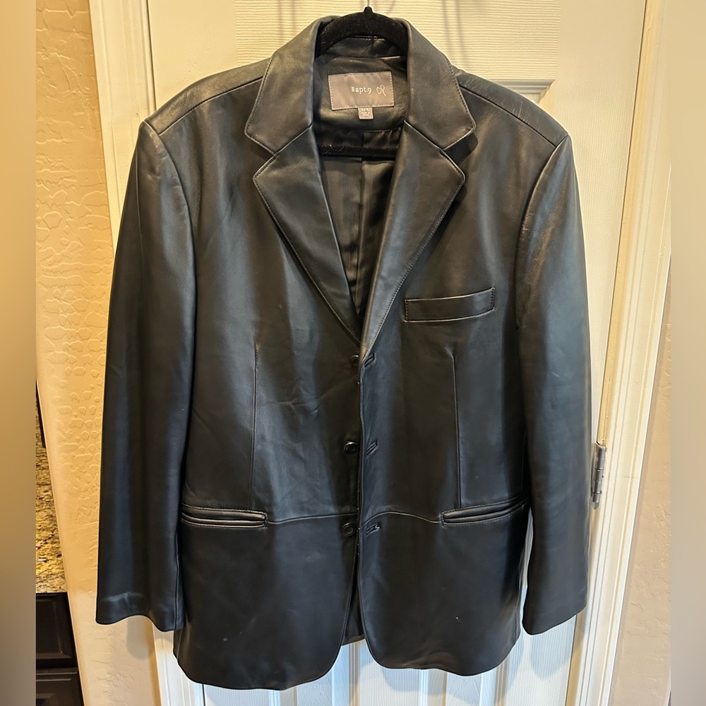 Apt 9 black leather sport coat, 42R